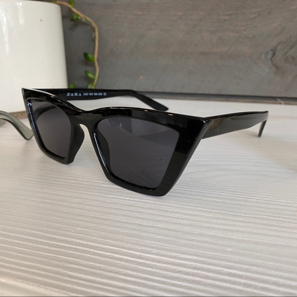 SOLD. 4 pairs! Zara Square Cat Eye + 3 Free - Picture 11 of 16